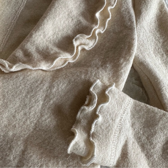 Geisswein Cream Ruffle Wool Blend Sweater Medium - Picture 8 of 12
